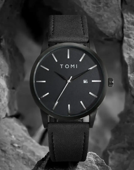 The Tomi Obsidian Minimalist