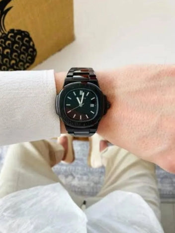 Bestwin Signature Series: Premium Stainless Steel Men’s Watch (Day-Date Feature)